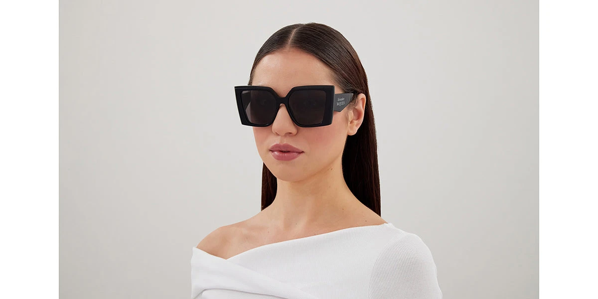 Alexander McQueen AM0467S 001 3 Alexander McQueen AM0467S 001 - Image 3