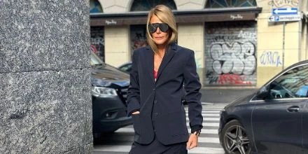 Loewe X Paula's Ibiza LW40108I 01C With Silver Mirror - As Seen On Beyonce & Anna Dello Russo 5 Loewe X Paula's Ibiza LW40108I 01C With Silver Mirror - As Seen On Beyonce & Anna Dello Russo - Image 5