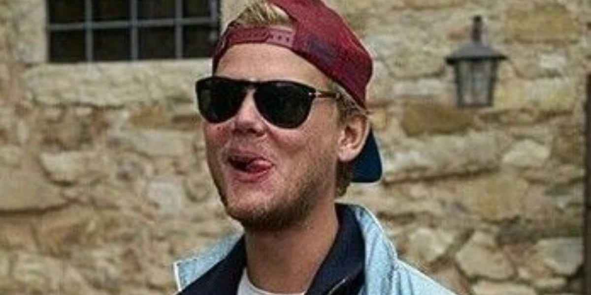 Persol 9649S 95/31 - As Seen On Joe Manganiello & Avicii 5 Persol 9649S 95/31 - As Seen On Joe Manganiello & Avicii - Image 5