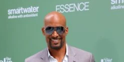 Valentino XVI VLS 100C - As Seen On Boris Kodjoe -Retavoir Store BorisKodjoeValentinoXVIVLS100C