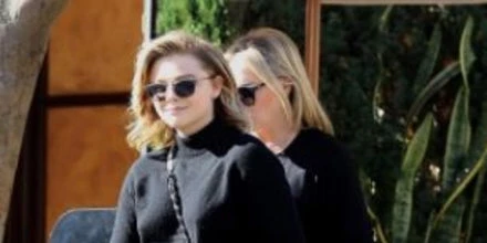 Oliver Peoples Heaton OV5364SU 1132/R5 - As Seen OnChloe Grace Moretz 4 Oliver Peoples Heaton OV5364SU 1132/R5 - As Seen OnChloe Grace Moretz - Image 4
