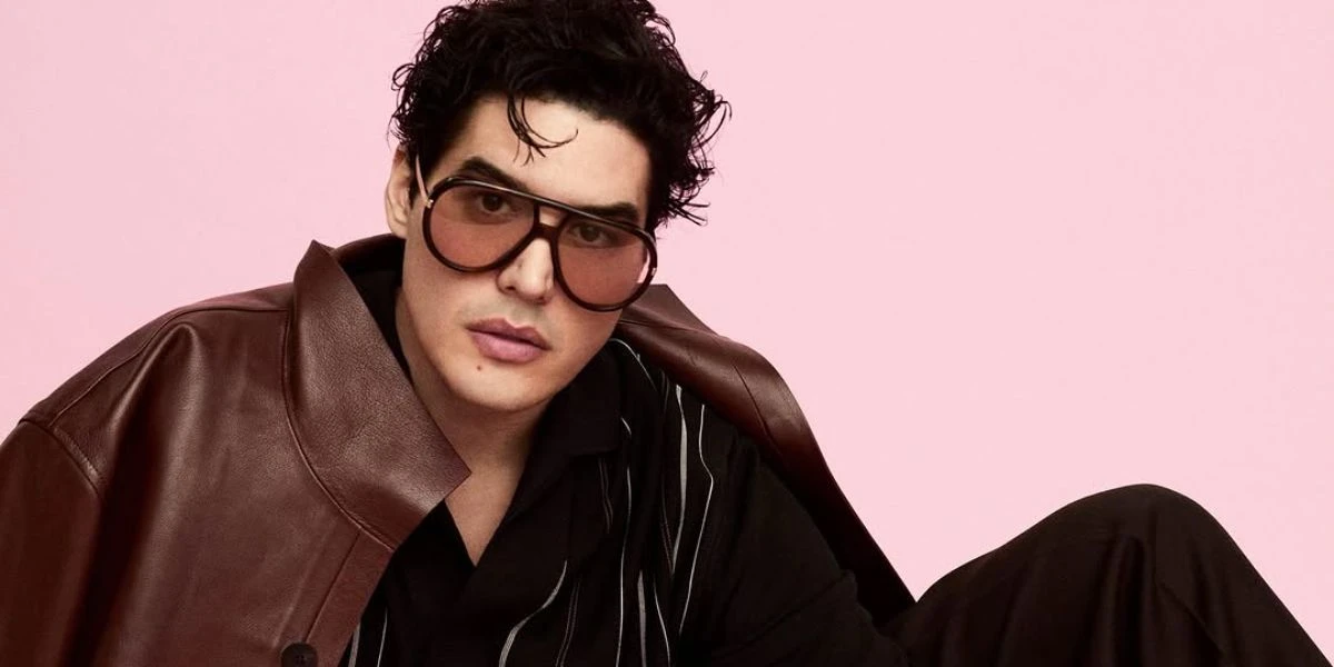 David Beckham DB 99/Voyager 2IK3O Photochromic - As Seen On Cristiano Caccamo 4 David Beckham DB 99/Voyager 2IK3O Photochromic - As Seen On Cristiano Caccamo - Image 4