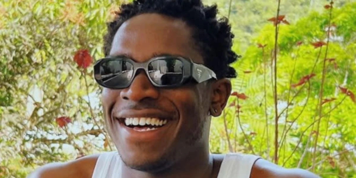 Prada PR 17WS 1AB5S0 Symbole Sunglasses 19 Prada PR 17WS 1AB5S0 Symbole Sunglasses - Image 19