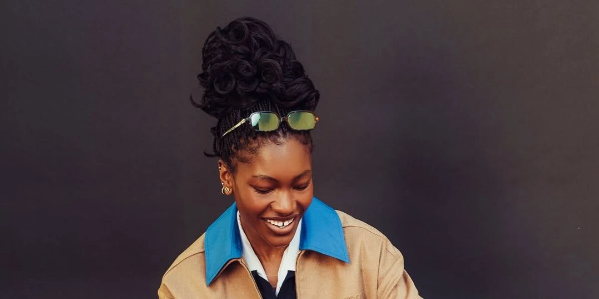 Miu Miu Regard MU 11ZS 16K07O 4 Miu Miu Regard MU 11ZS 16K07O - Image 4