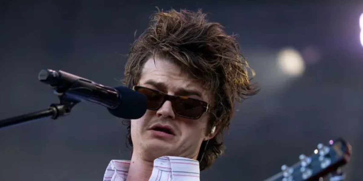 Persol Adrien 3347S 1210/33 - As Seen On Joe Keery 4 Persol Adrien 3347S 1210/33 - As Seen On Joe Keery - Image 4