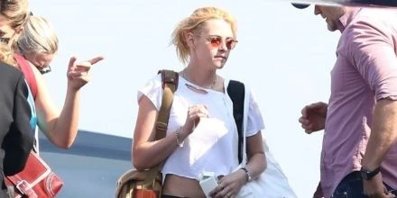 Garrett Leight Milwood 2032 MLA/PHCB Photochromic - As Seen On Kristen Stewart 4 Garrett Leight Milwood 2032 MLA/PHCB Photochromic - As Seen On Kristen Stewart - Image 4