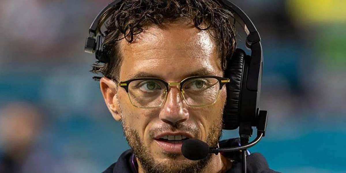 Dita Typographer DTX142 01 - As Seen On Mike McDaniel 4 Dita Typographer DTX142 01 - As Seen On Mike McDaniel - Image 4