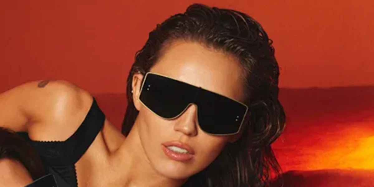 Dolce & Gabbana Dolce&Gabbana DG2305 02/87 - As Seen On Miley Cyrus 4 Dolce & Gabbana Dolce&Gabbana DG2305 02/87 - As Seen On Miley Cyrus - Image 4