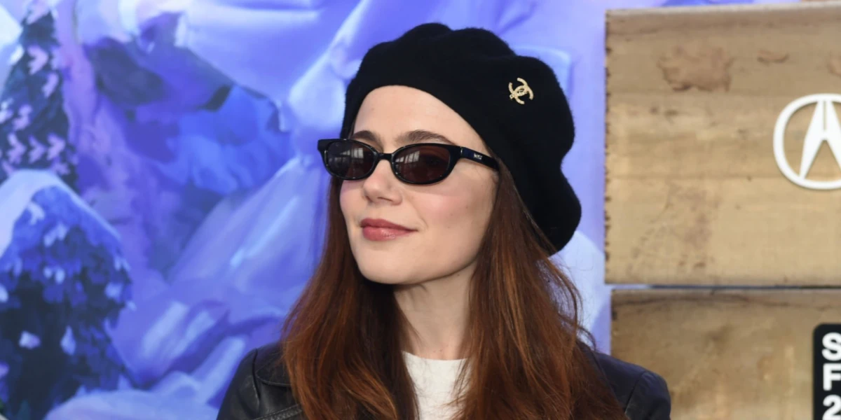 DMY Studios Romi DMYSUN11SB Black - As Seen On Hailey Bieber & Alex Cooper 6 DMY Studios Romi DMYSUN11SB Black - As Seen On Hailey Bieber & Alex Cooper - Image 6