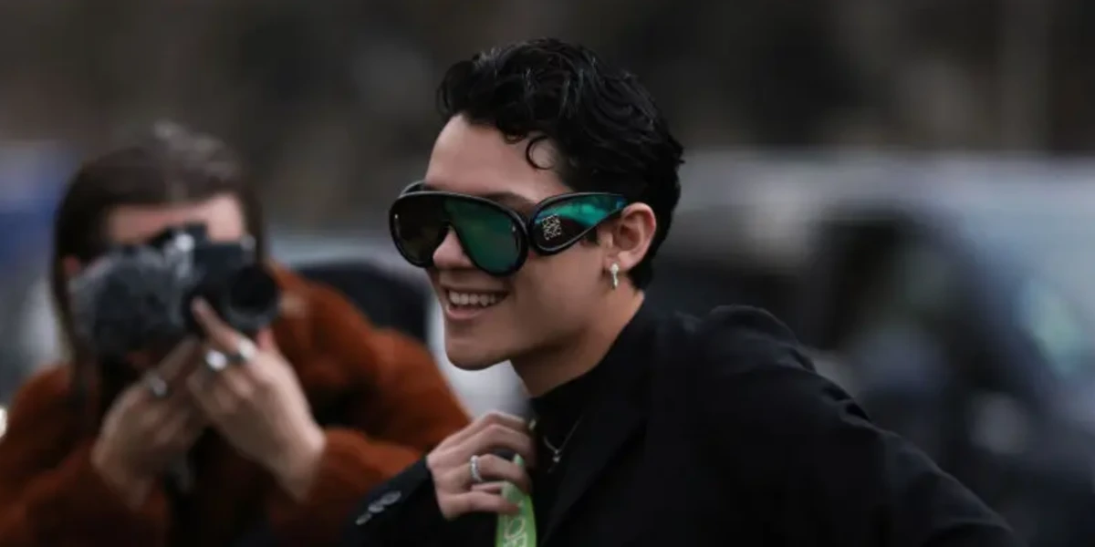 Loewe X Paula's Ibiza LW40108I 01C With Silver Mirror - As Seen On Beyonce & Anna Dello Russo 6 Loewe X Paula's Ibiza LW40108I 01C With Silver Mirror - As Seen On Beyonce & Anna Dello Russo - Image 6