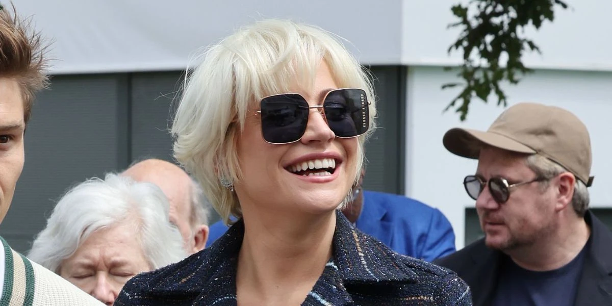 Miu Miu MU 51YS ZVN5S0 4 Miu Miu MU 51YS ZVN5S0 - Image 4