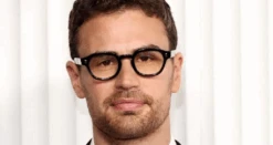 Cutler And Gross 9290 01 Dark Grey - As Seen On Theo James And Ke Huy Quan 8 Cutler And Gross 9290 01 Dark Grey - As Seen On Theo James And Ke Huy Quan -Retavoir Store Screenshot2024 05 27at16.47.55