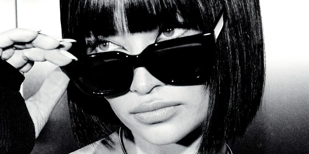 Victoria Beckham VB644S 001 - As Seen On Kate Middleton At Wimbledon 2024 5 Victoria Beckham VB644S 001 - As Seen On Kate Middleton At Wimbledon 2024 - Image 5