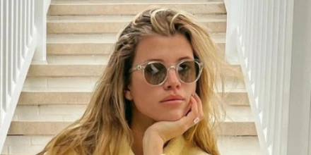 Oliver Peoples Desmon Sun OV5454SU 1101/P1 Polarised - As Seen On Sofia Richie 4 Oliver Peoples Desmon Sun OV5454SU 1101/P1 Polarised - As Seen On Sofia Richie - Image 4
