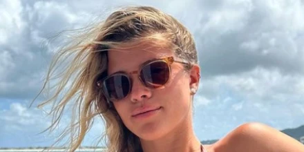 Oliver Peoples Finley Esq Sun OV5298SU 1471/42 Blush/Rose Quartz - As Seen On Tom Felton & Sofia Richie 5 Oliver Peoples Finley Esq Sun OV5298SU 1471/42 Blush/Rose Quartz - As Seen On Tom Felton & Sofia Richie - Image 5