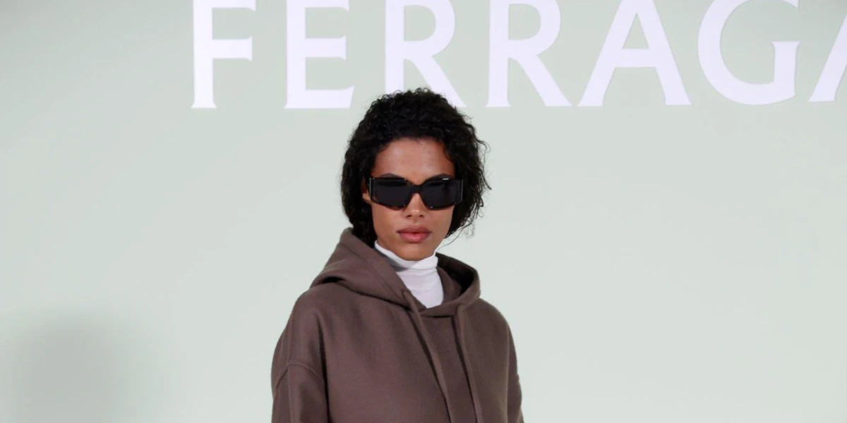 Salvatore Ferragamo Ferragamo SF1101S 242 - As Seen On Lori Harvey & Tina Kunakey 5 Salvatore Ferragamo Ferragamo SF1101S 242 - As Seen On Lori Harvey & Tina Kunakey - Image 5