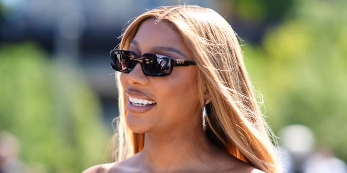 Off-White Renton OERI13C 1007 - As Seen On Victoria Monet 3 Off-White Renton OERI13C 1007 - As Seen On Victoria Monet - Image 3