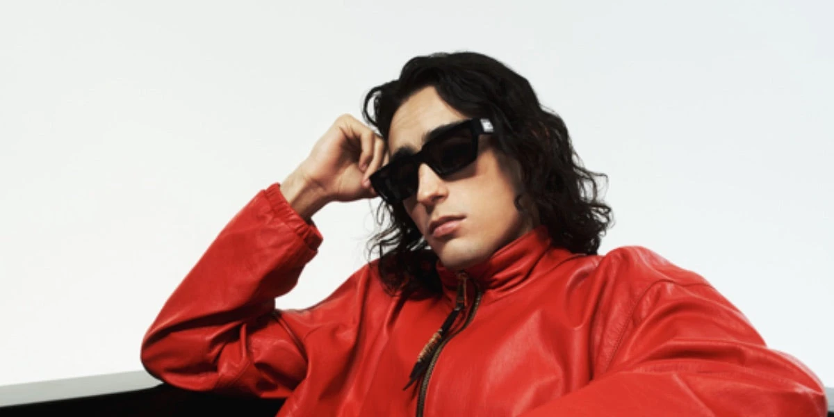 Moschino MOS 166/S 807IR - As Seen On Villa Banks 4 Moschino MOS 166/S 807IR - As Seen On Villa Banks - Image 4