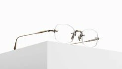 Matsuda M3105-F AG With Clear Lens 5 Matsuda M3105-F AG With Clear Lens -Retavoir Store matsuda essential m3105 f antique gold with clear lens hd 3